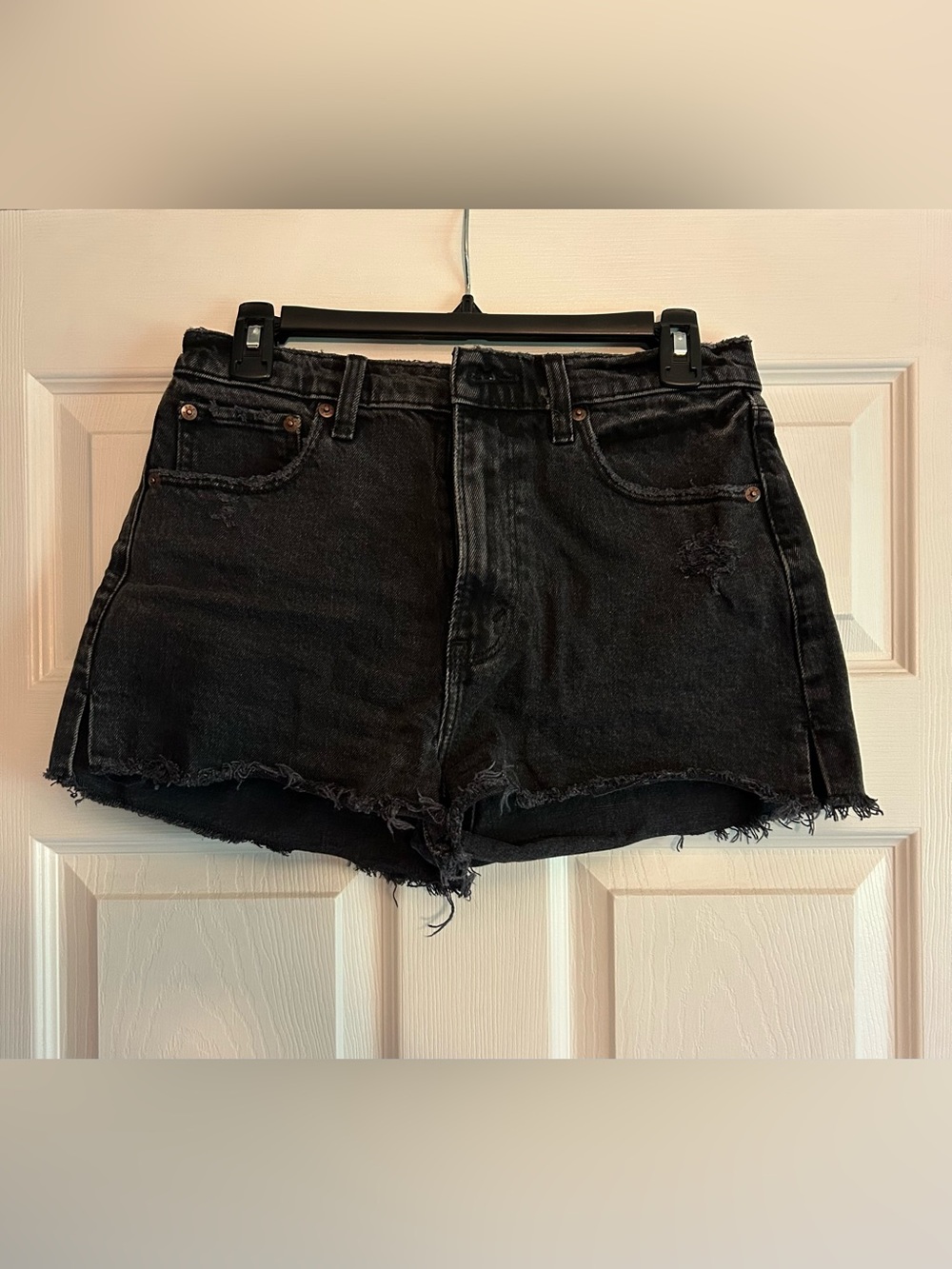 Black High Rise Mom Short